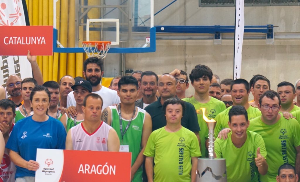 El presidente del CSD, Víctor Francos, y el jugador de baloncesto Ricky Rubio
