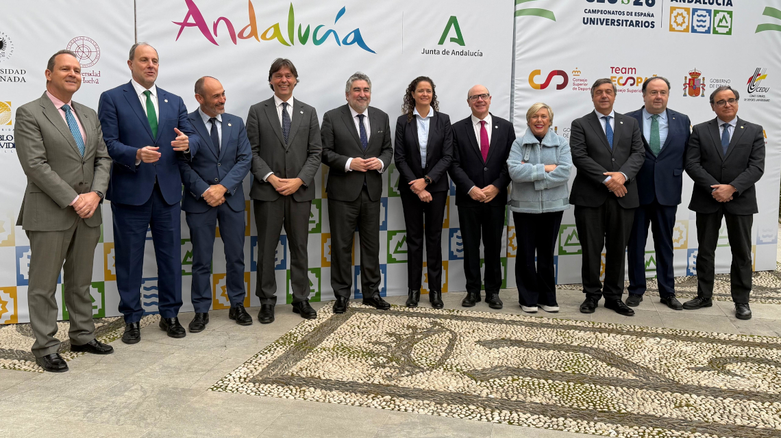 Imagen de familia de la Presentación CEU 2026
