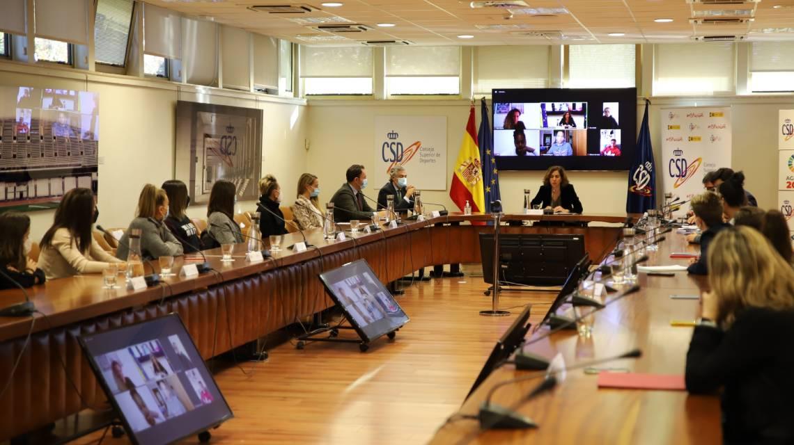 Reunión CSD con capitanas liga Iberdrola