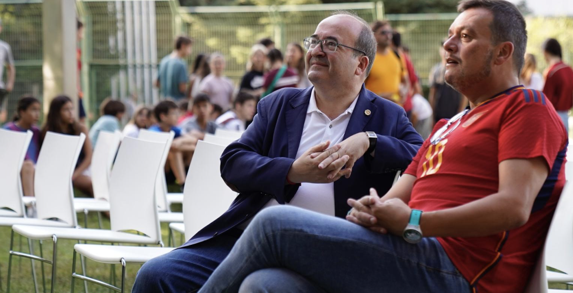 El presidente apoyando a la selección