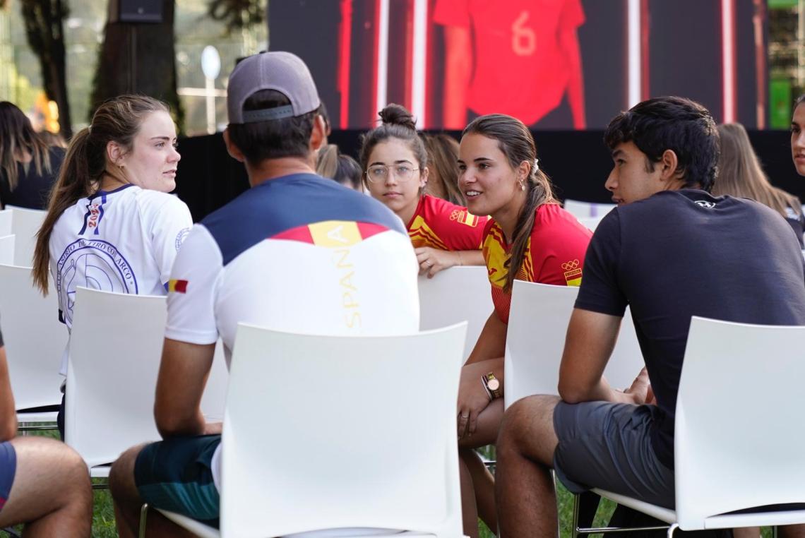 Acto de apoyo a la selección femenina...