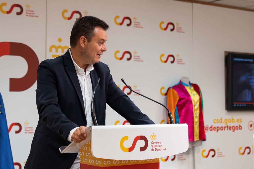 Víctor Francos Maritcha Ruiz and formalize the accession of the Racetrack de La Zarzuela to the european week of sport