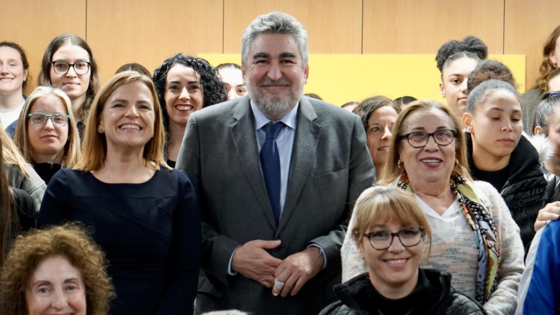 Rodríguez Uribes, en Valencia