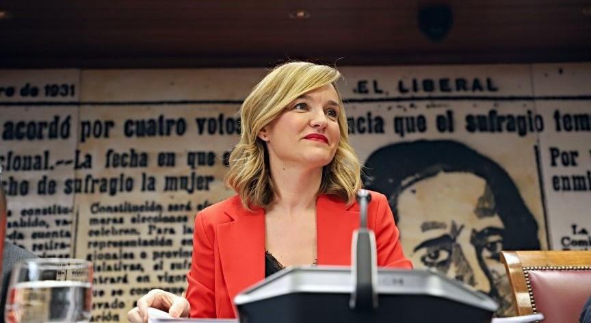 Pilar Alegría, during his hearing in the senate
