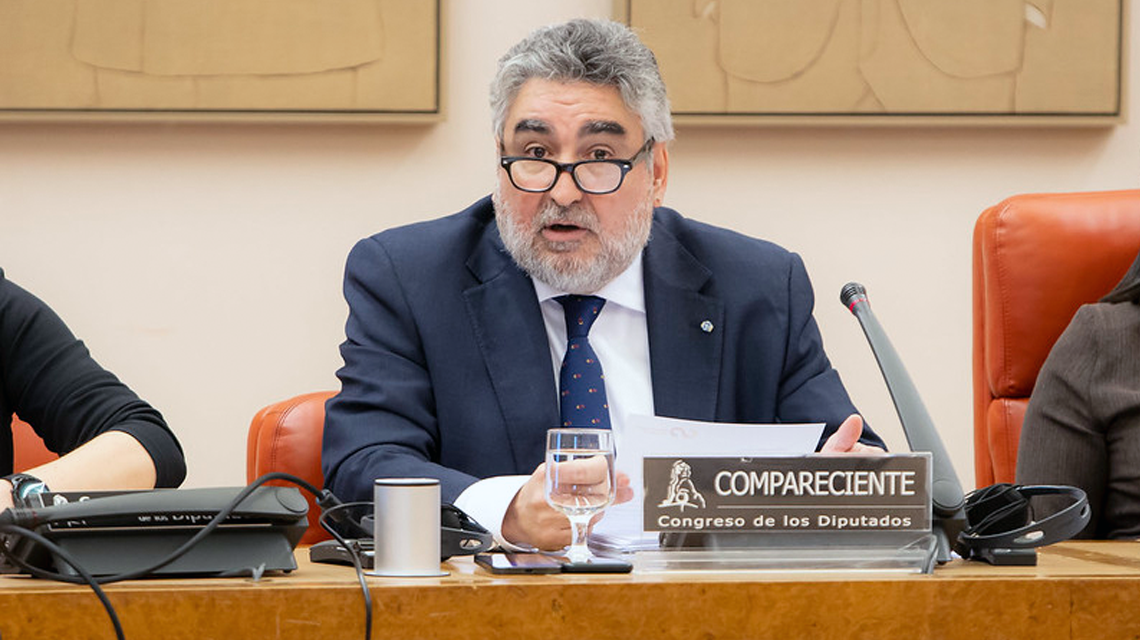 Appearance of Rodríguez Uribes in the congress of deputies.