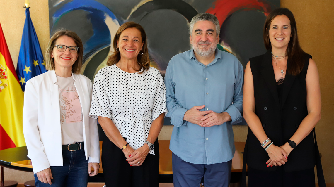 Nuria Garatechea, Lola Fernández Ochoa, José Manuel Rodríguez Uribes y Cristina García Torres
