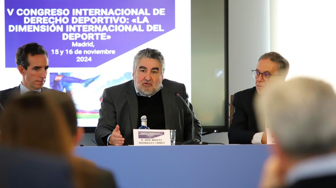 El president del CSD, José Manuel Rodríguez Uribes, en la inauguració del V Congrés Internacional de Dret Esportiu