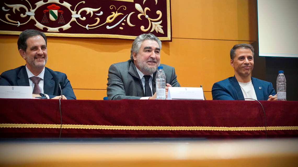 Fotografia del president del CSD, José Manuel Rodríguez Uribes, en el Ple del Comitè Español d'Esport Universitari 2024