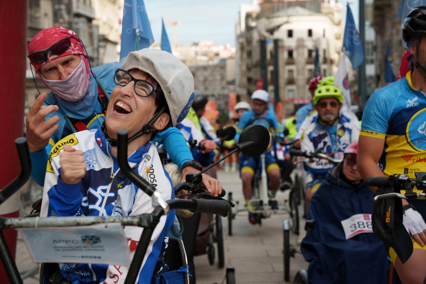Imagen d'una carrera ciclista inclusiva