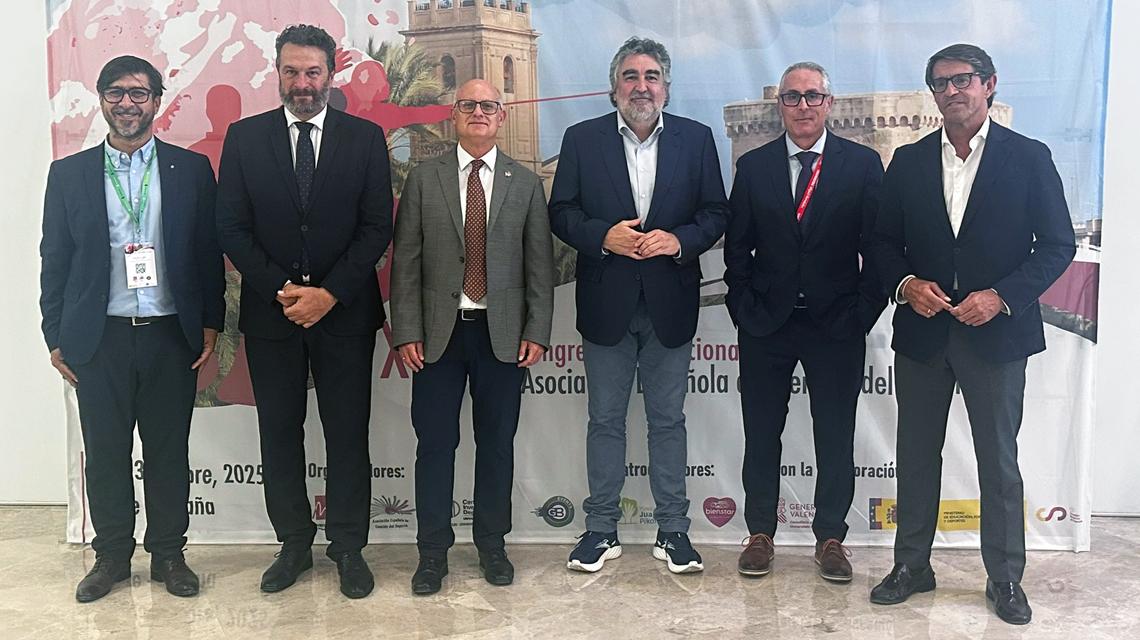 José Manuel Rodríguez Uribes no Congreso da Asociación Española de Ciencias do Deporte en Elxe