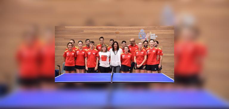 Regna entrenament tennis de taula