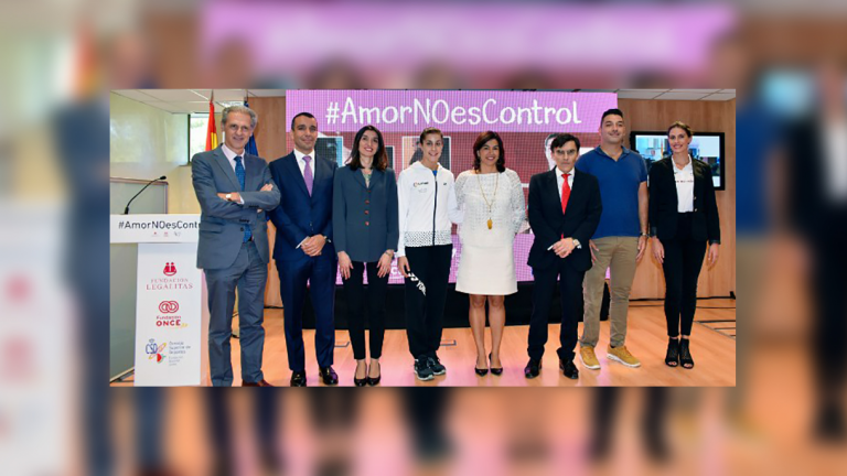 María José Regna: “L'esport ajuda a sensibilitzar contra la xacra de la violència de gènere”