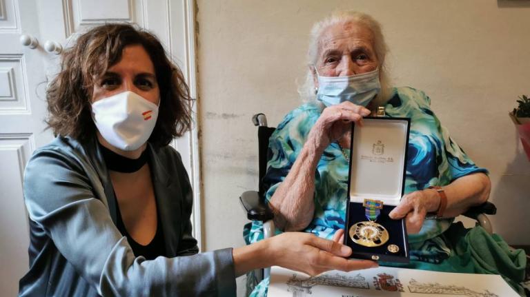 Medalla d'or Encarna Hernández