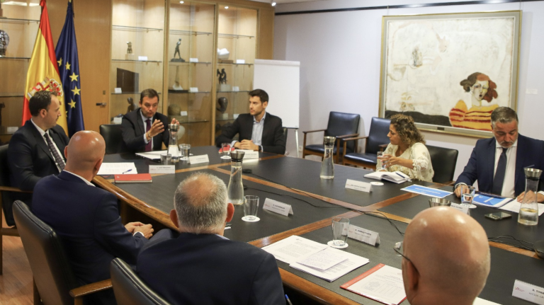 El presidente del CSD, Víctor Francos, se reúne con el presidente de la RFEF y con la presidenta de la Liga F