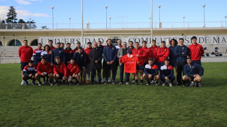 Foto de família de la visita del president del CSD/SD als Lleons