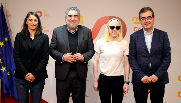 El CSD/SD homenatja de la triatleta Susana Rodríguez