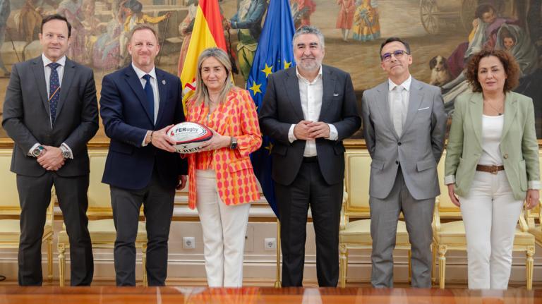 Milagros Tolón recibe a una delegación de World Rugby